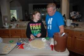 2013-12-20 11-33-49 Kyla baking cookies.jpg